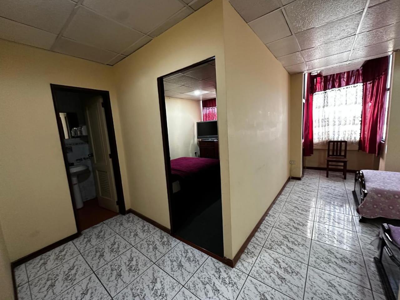 Hotel 4 Rios Cuenca Exterior photo