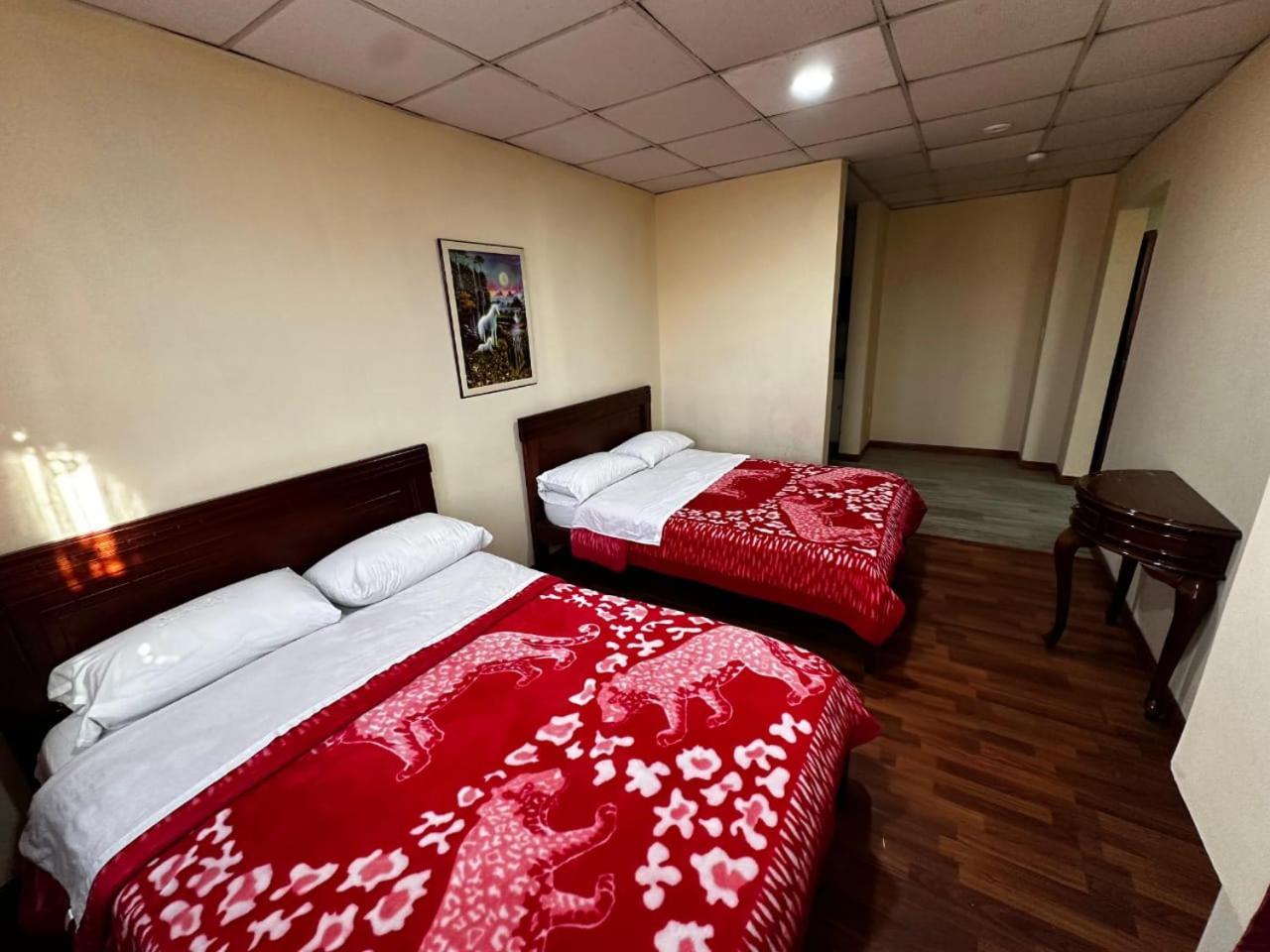 Hotel 4 Rios Cuenca Exterior photo